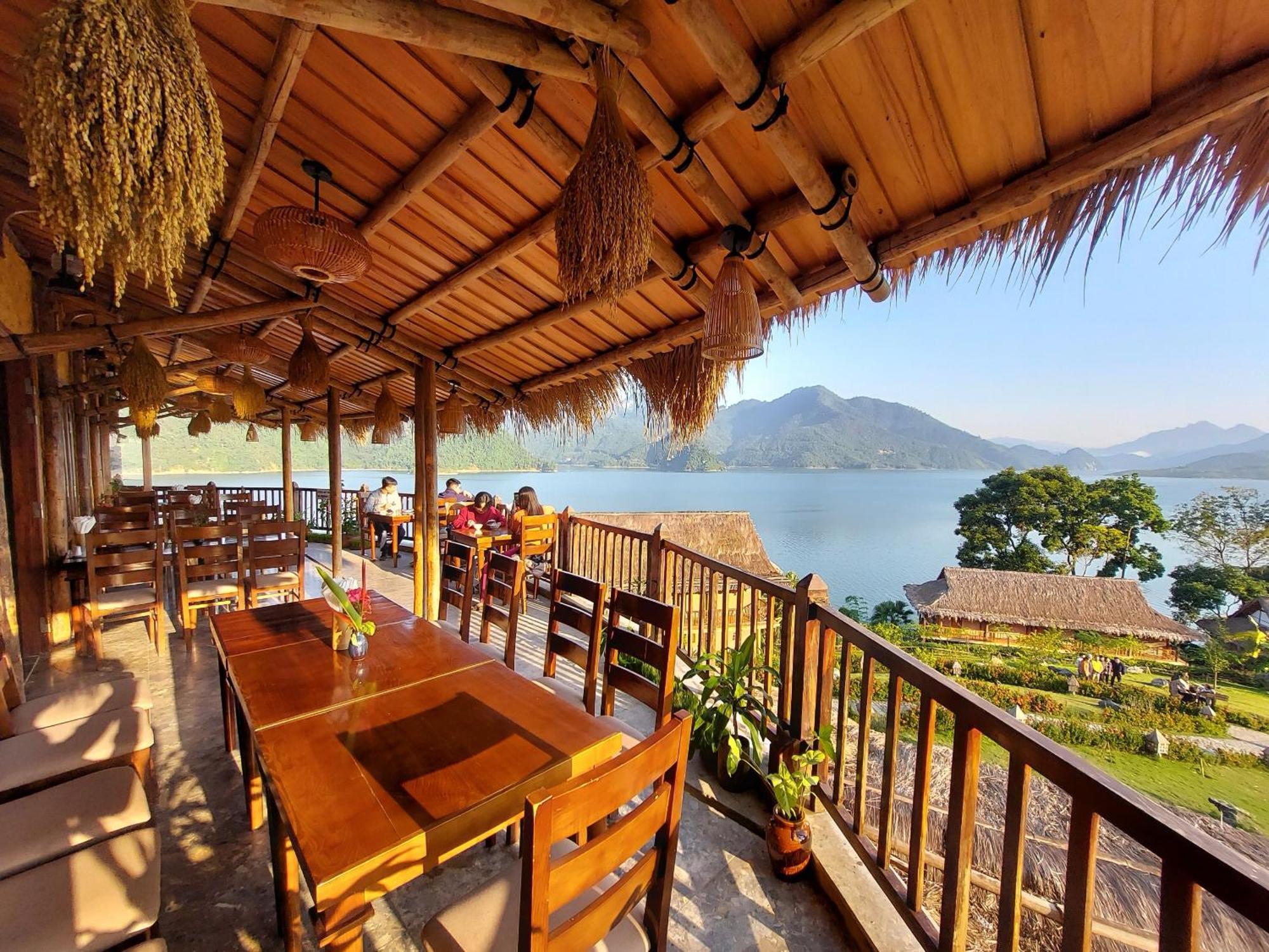 Mai Chau Hideaway Lake Resort Dış mekan fotoğraf