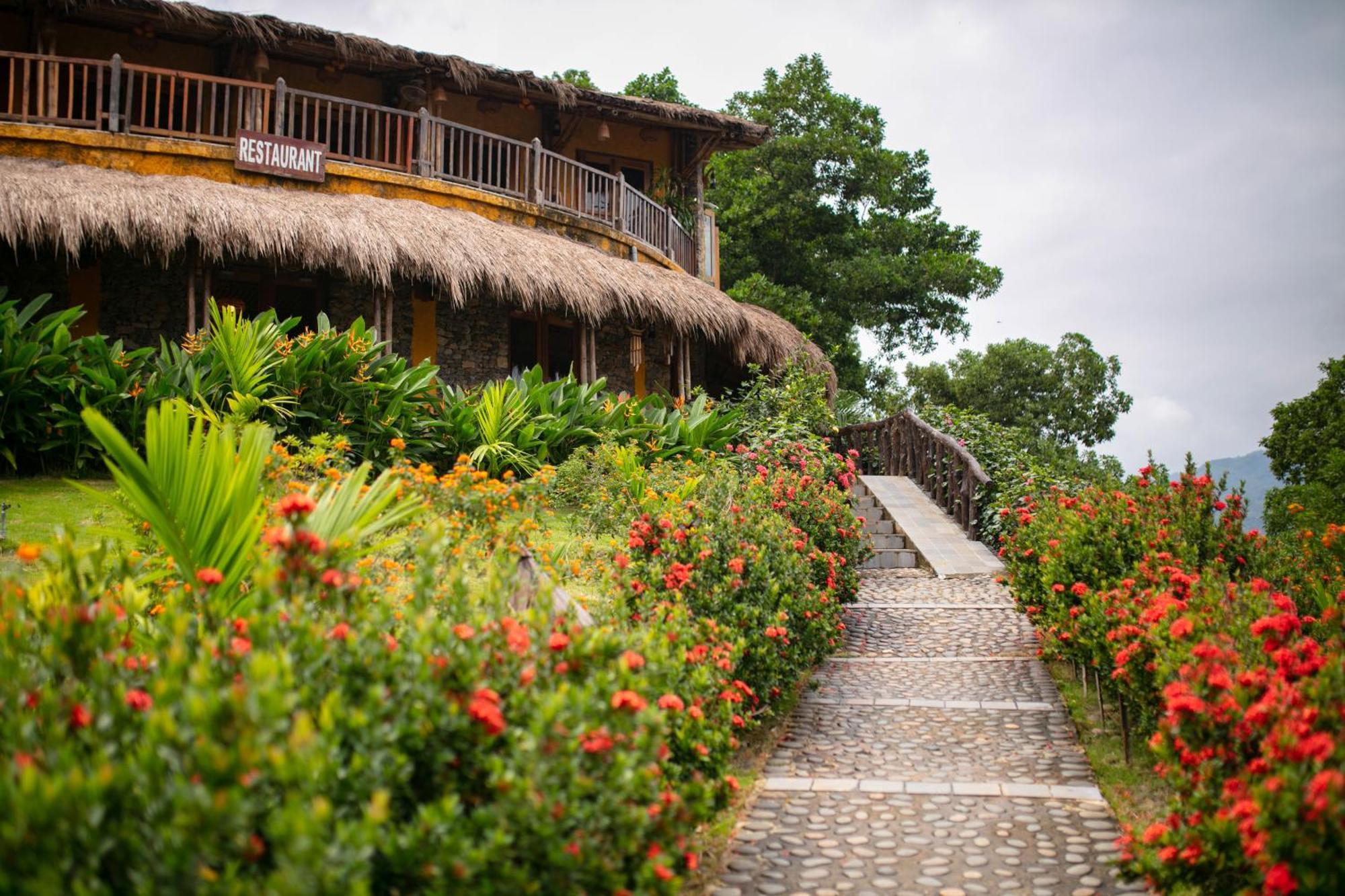 Mai Chau Hideaway Lake Resort Dış mekan fotoğraf